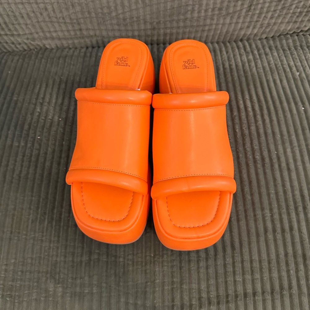 Wild Fable Orange Platform Sandals